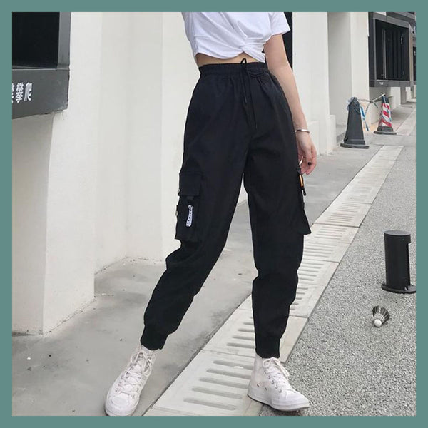 WOMEN&#39;S PANTS